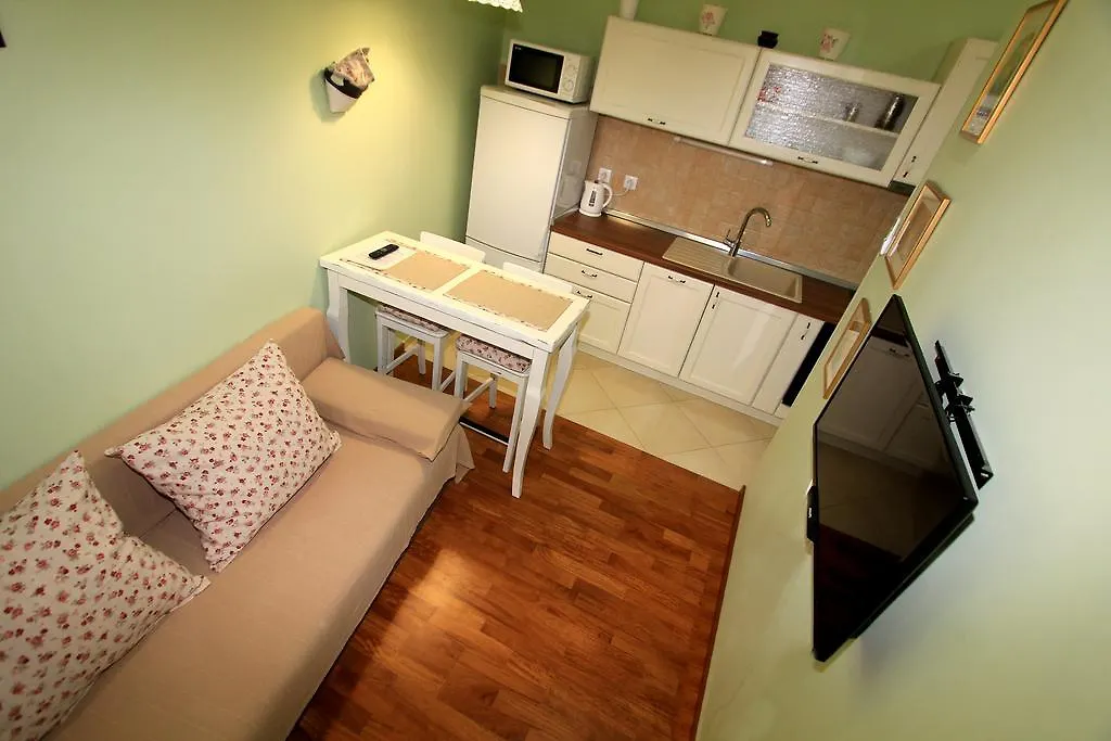 Apartment Bruna Zadar 0*,
