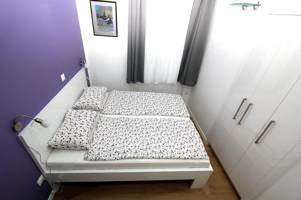 Apartment Bruna Ζαντάρ